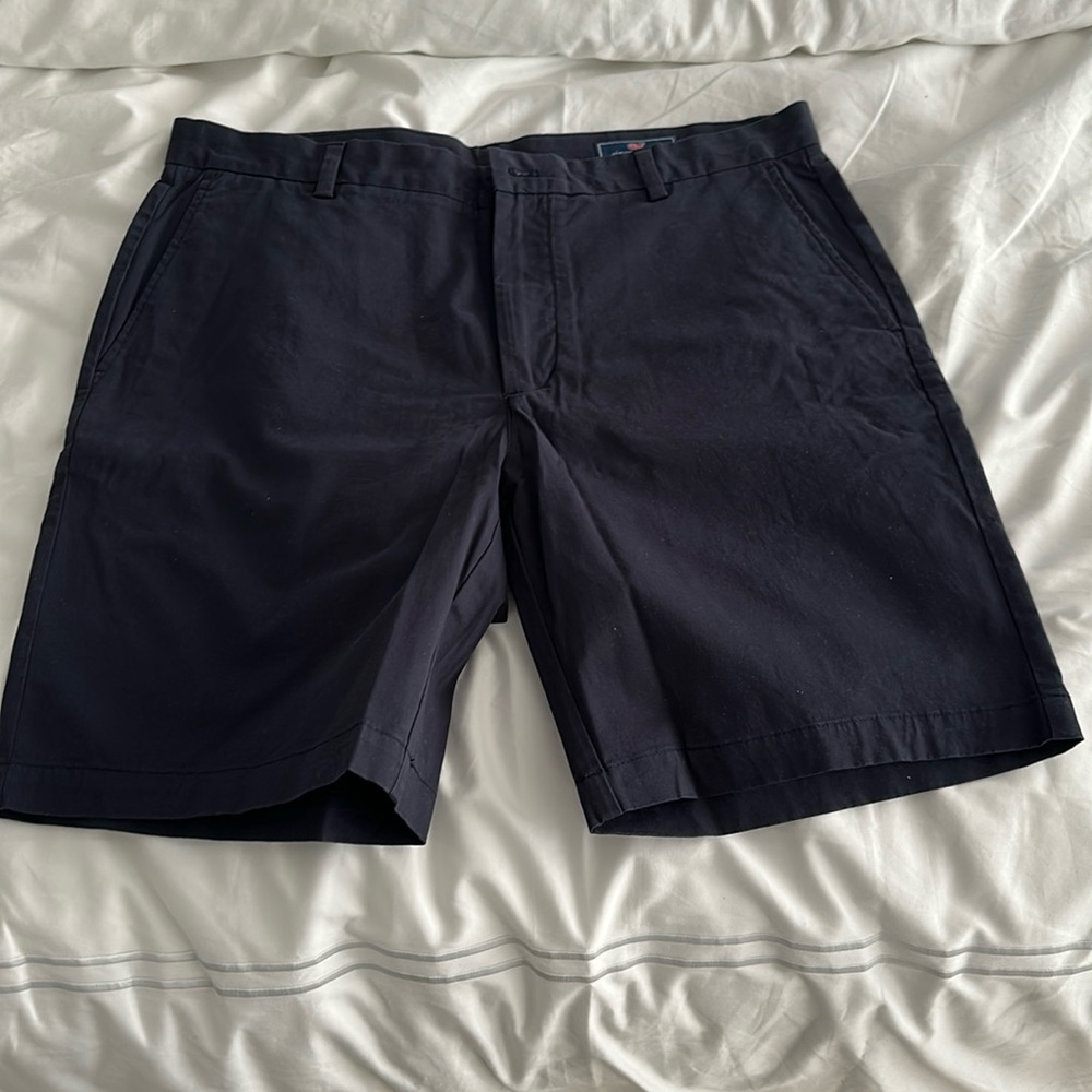 COPY - Vineyard Vines 9 Inch Performance On-The-Go Shorts, Size 35, Navy